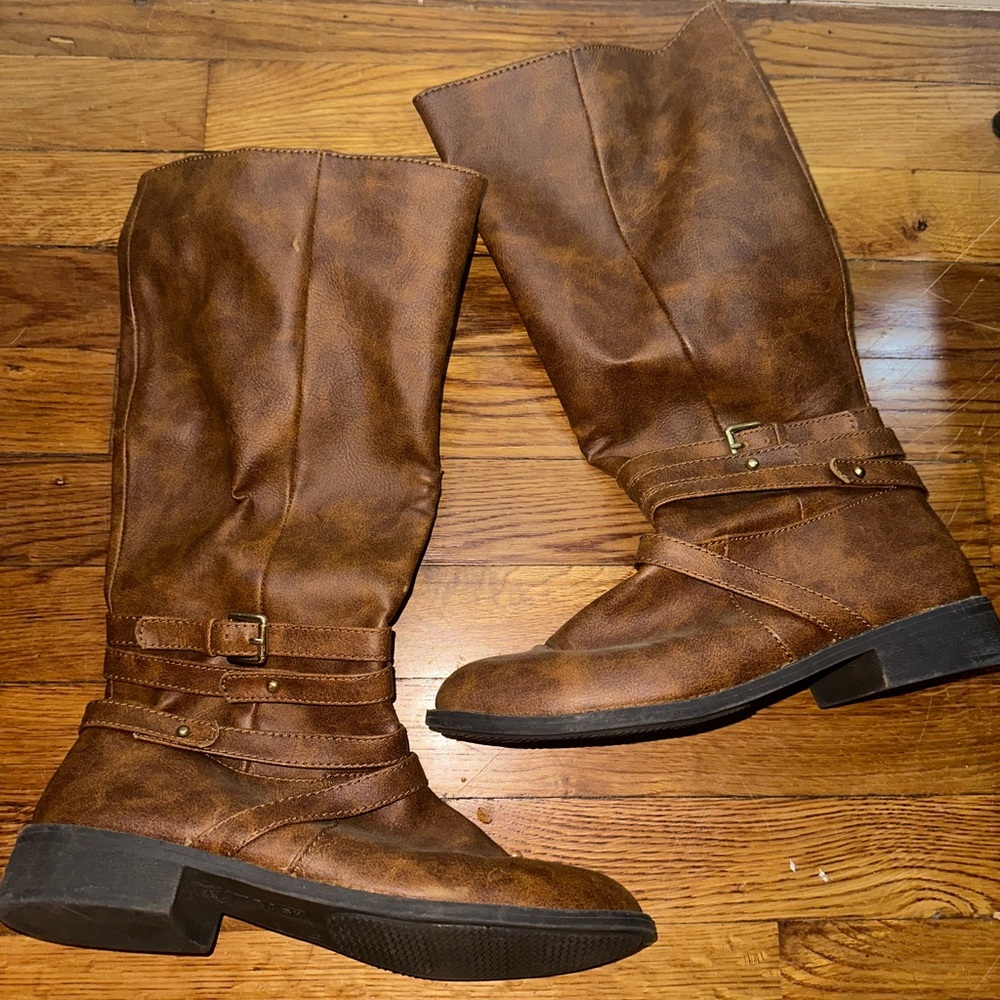 Wide calf boots